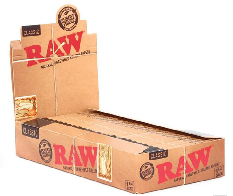 RAW 1 1-4 Size Classic Rolling Papers 24/Box